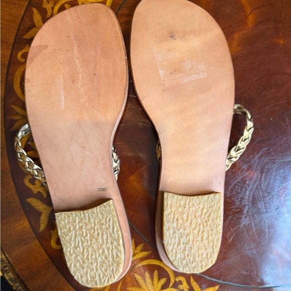 NWOT Cris Barros Wardrobe Gold Leather Braided T strap Sandals Size 8 MSRP $165 - Picture 2 of 8
